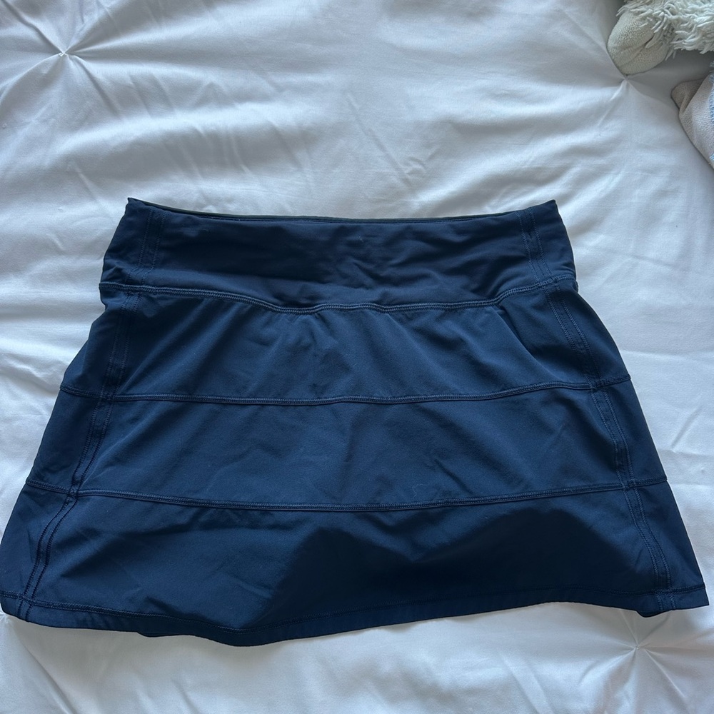 NAVY LULULEMON TENNIS SKIRT